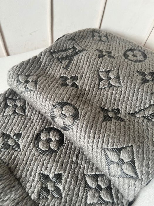 Szał zimowy gruby szalik szary monogram LV Louis Vuitton