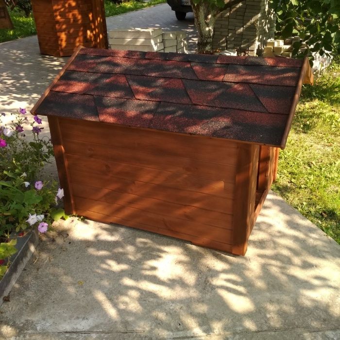 Будка деревянная для собак