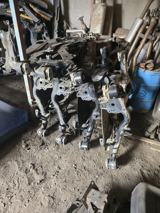 Подрамник Audi Q5 80A