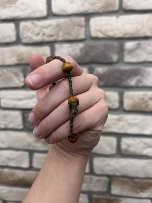 Handmade „Leśna bransoletka” z drewnianymi koralikami