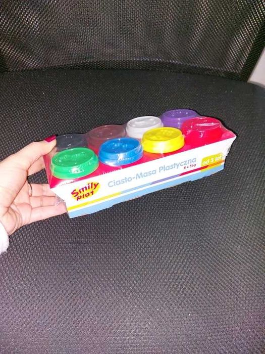 Masa plastyczna Smily Play 8 tub. Nowa