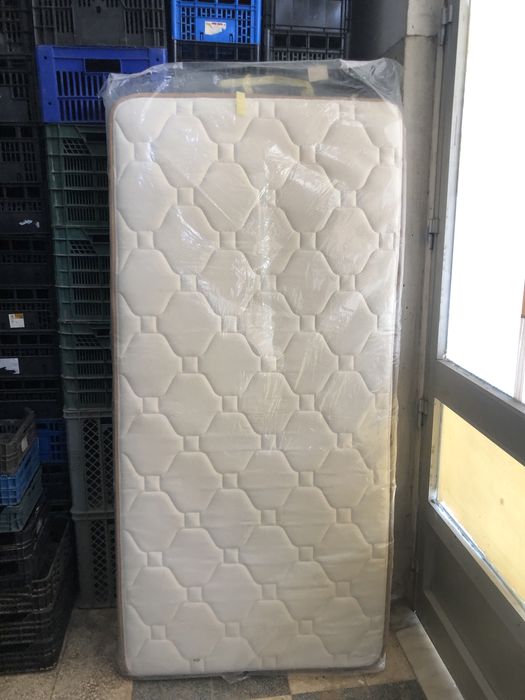 Colchao de solteiro Novo