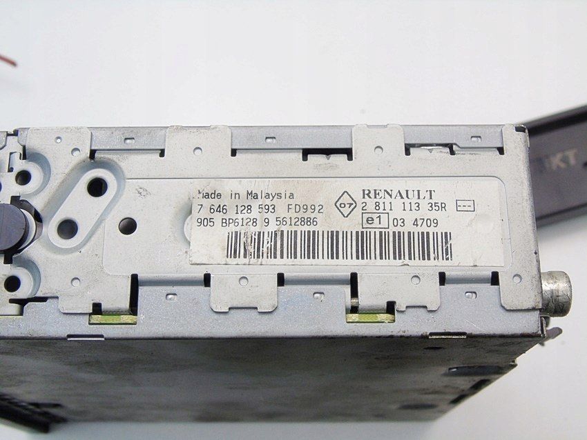 Radio Panel Blaupunkt Cd Mp3 281111335R Dacia Sandero I Stepway