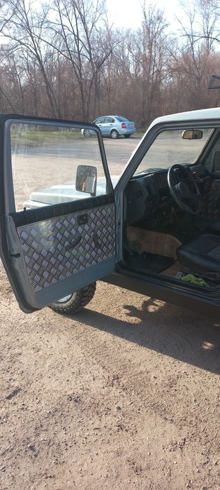 Сузуки самурай  в робочому стані