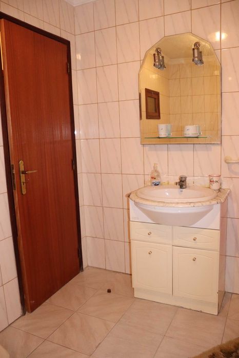 Casa em Valdigem para venda