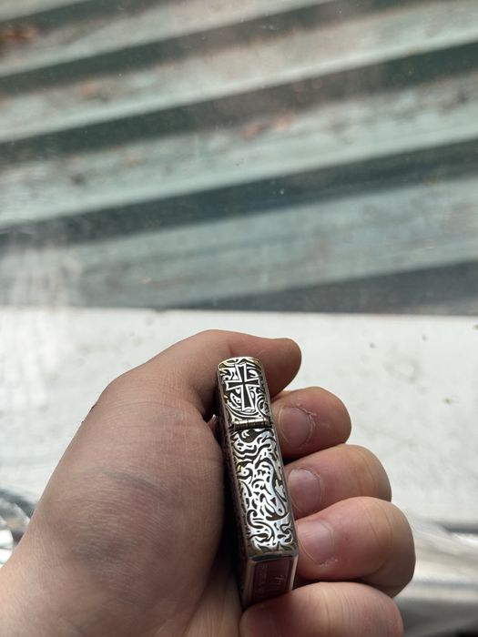 Оригінальна запальничка Zippo Constantine