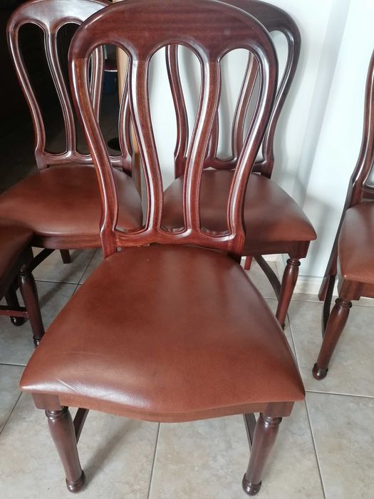 Móveis sala impecáveis.