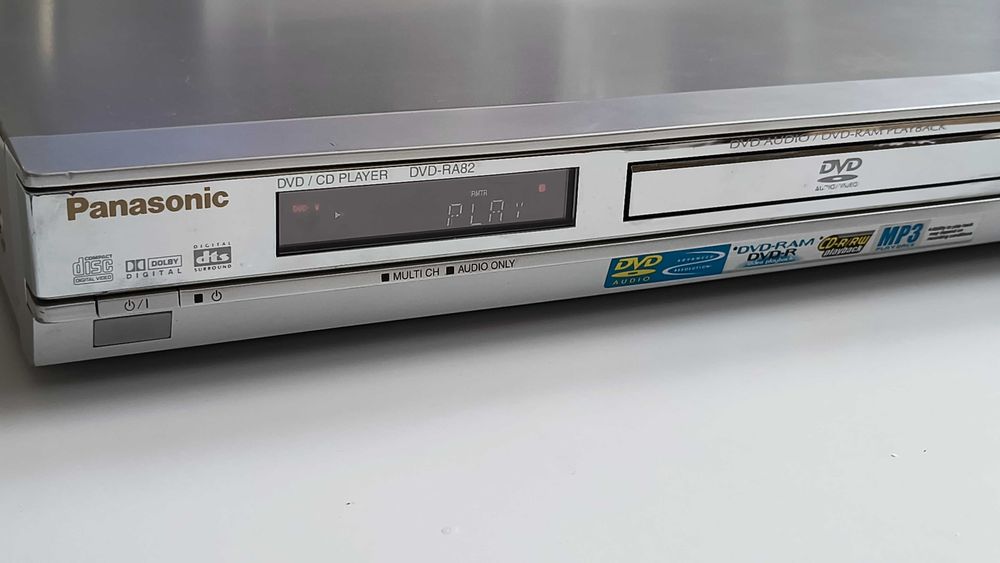 DVD Panasonic DVD-RA82