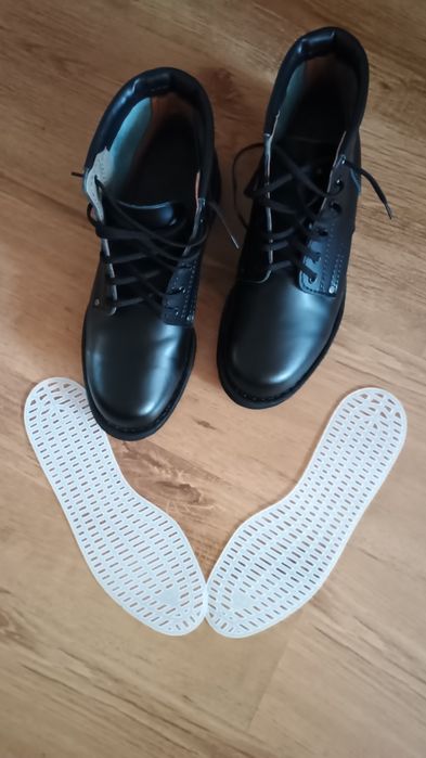 Sprzedam czarne buty