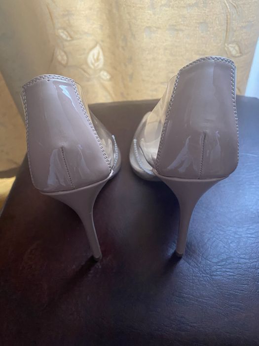 Szpilki nude transparentne Doda Steve Madden 40