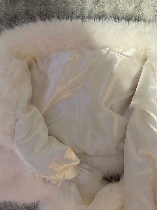 Narzutka z futerka ślub