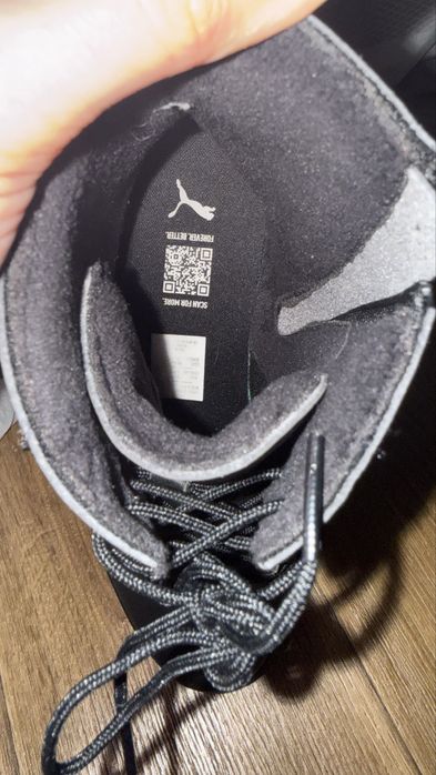 Продам чоботи Puma