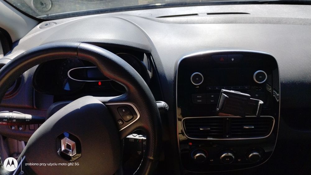 Renault Clio niski przebieg salon
