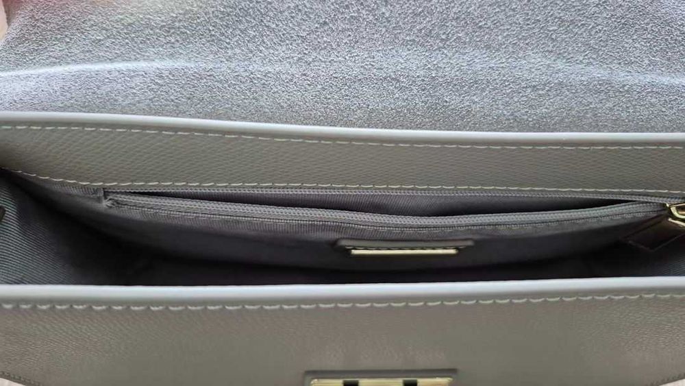 Жіноча шкіряна сумка furla