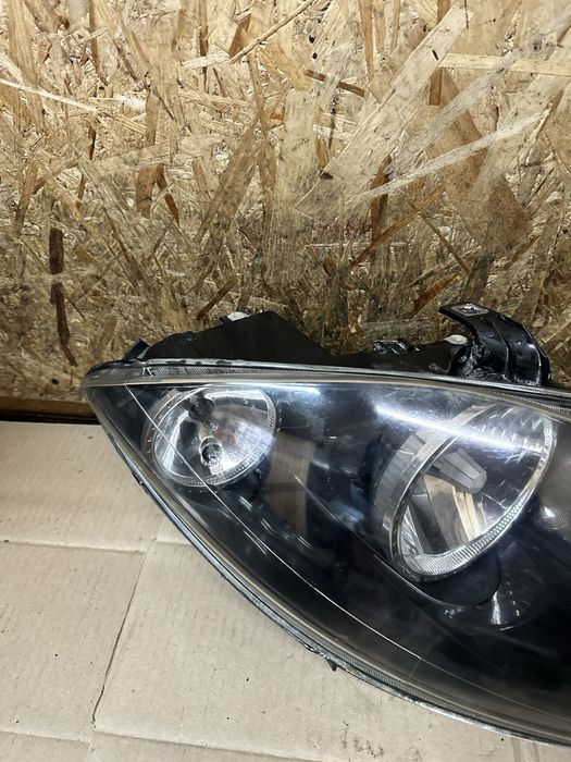 Передні фари Seat Altea Toledo Сеат Альтеа Толедо 2004-2009