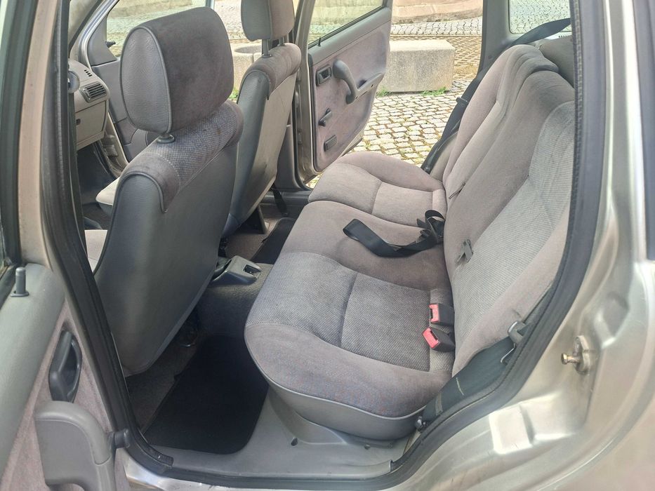 Fiat Punto ELX 1.7cc, 70cv, Boa Condição Geral!