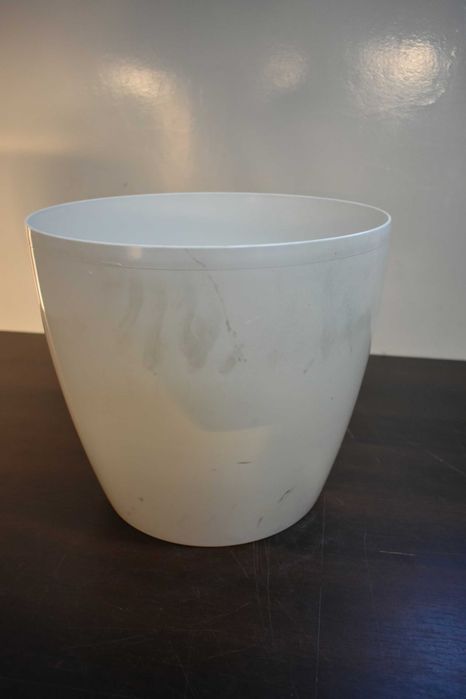 Plastikowa osłona / kubeł 35x32 cm