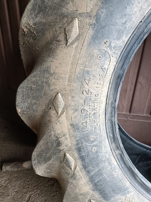 Pneus trator usados Good Year 14.9 R24