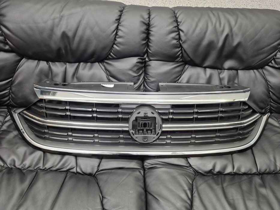 Jetta mk7 рестайлінг решітка радіатора решотка радиатора джетта 7 2023