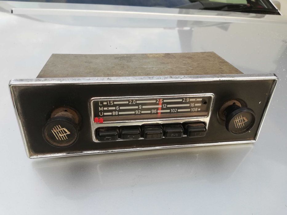 VW garbus radio grundig emden
