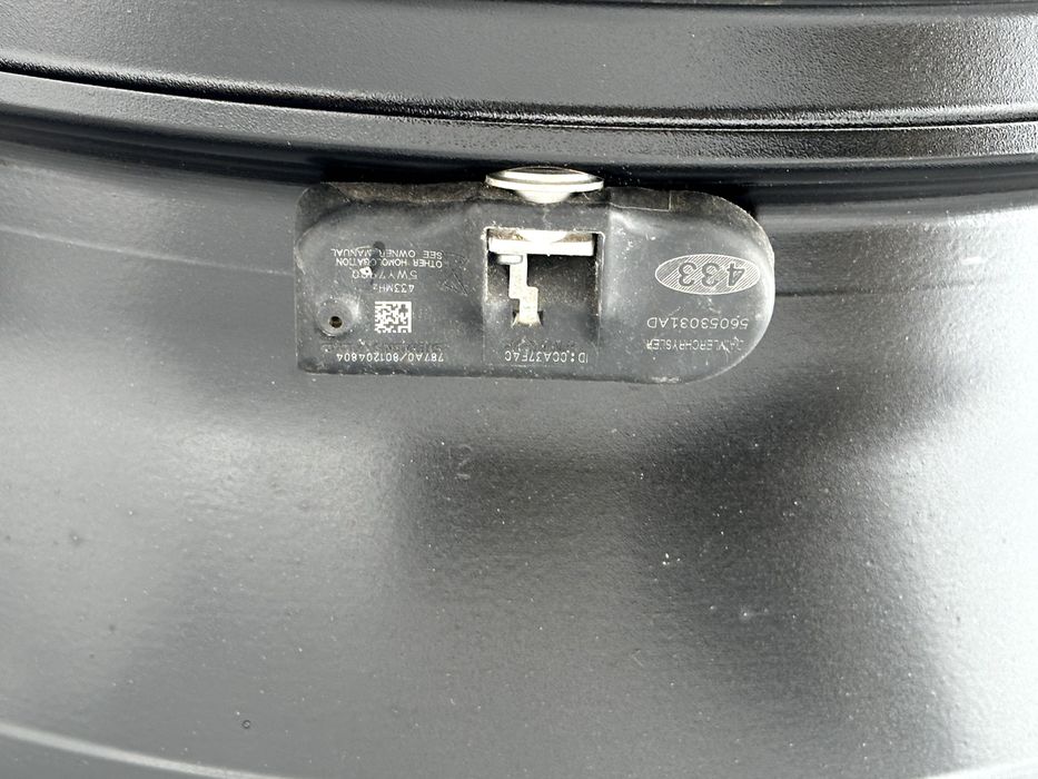 диски R18 7.5j ET24 5x115 dia71.6 Chrysler 300C