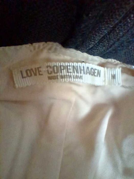 Nowa z metką Spódnica cekinowa Love Copenhagen SallyLC złota beżowa midi glamour party sylwester wesele sequin skirt old money festive nowa z metką