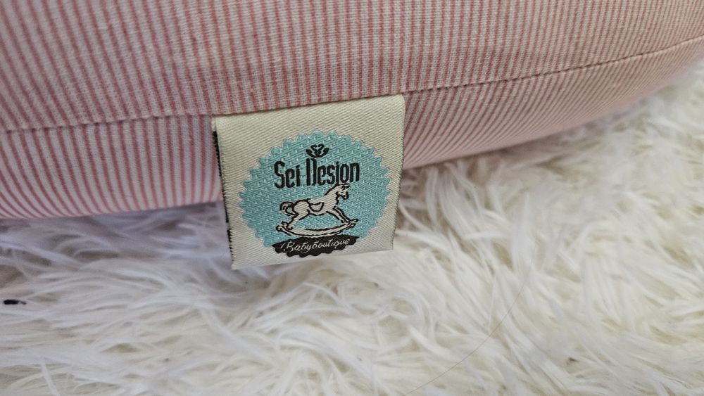 Подушка для годування, як нова