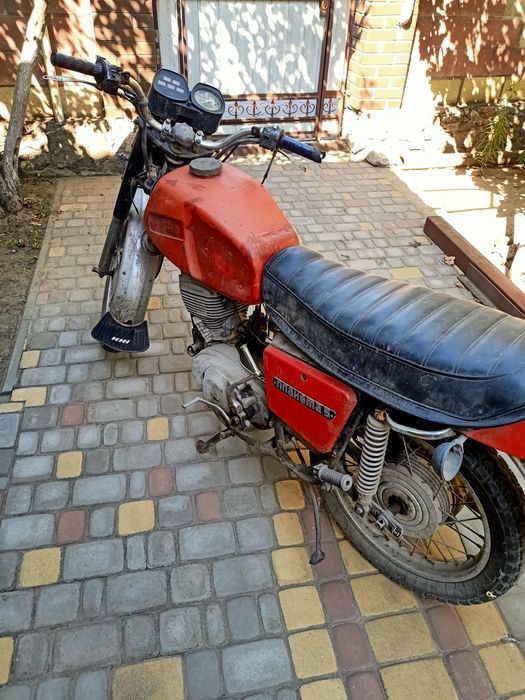 Продам мотоцикл Иж планета пять