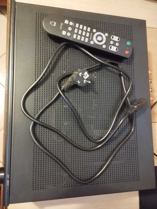 Wzmacniacz stereo NAD C390DD