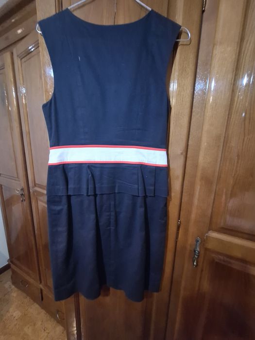 Conjunto   de  vestido   com  casaco