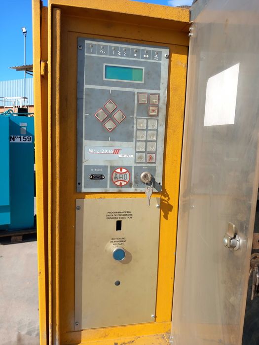 Máquina de soldar por pontos ARO 2210C #FA73/1510