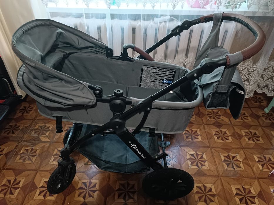 Продам коляску трансформер 3в 1