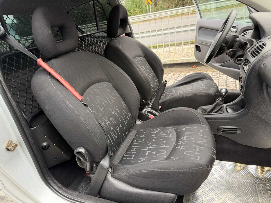 Peugeot 206 1.6 HDI *Look GTI*