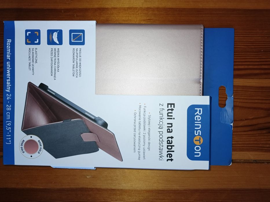 Etui do tabletu z funkcją podstawki.