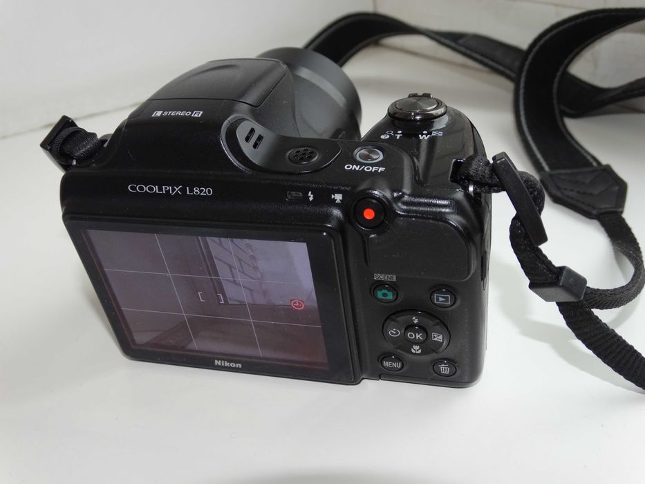Продам фотокамеру Nikon Coolpix L820 Black