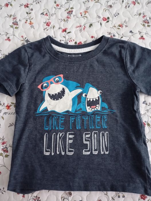 Conjunto de t-shirt mais calções