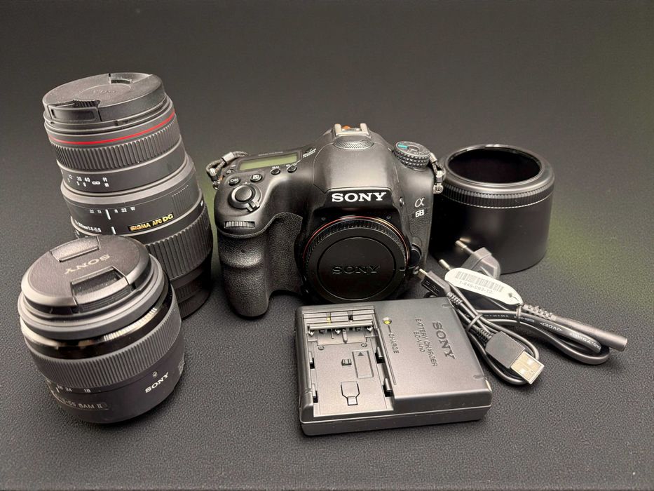 Sony A68 + 2 obiektywy (18-55 + 70-300) Stan jak nowy, komplet!