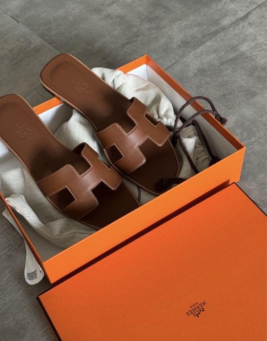 Шльопанці Hermes (чорні, коричневі) 37-40