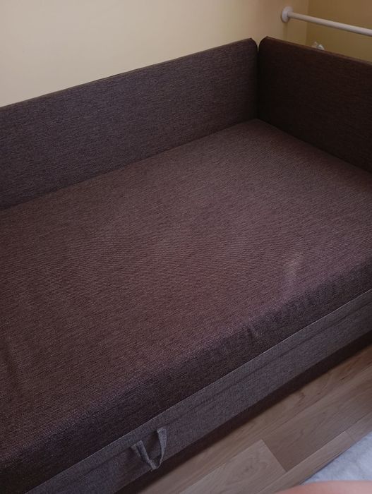 Tapczan ze skrzynią na pościel 80x180