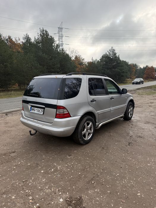 Mercedes ML320 benzyna