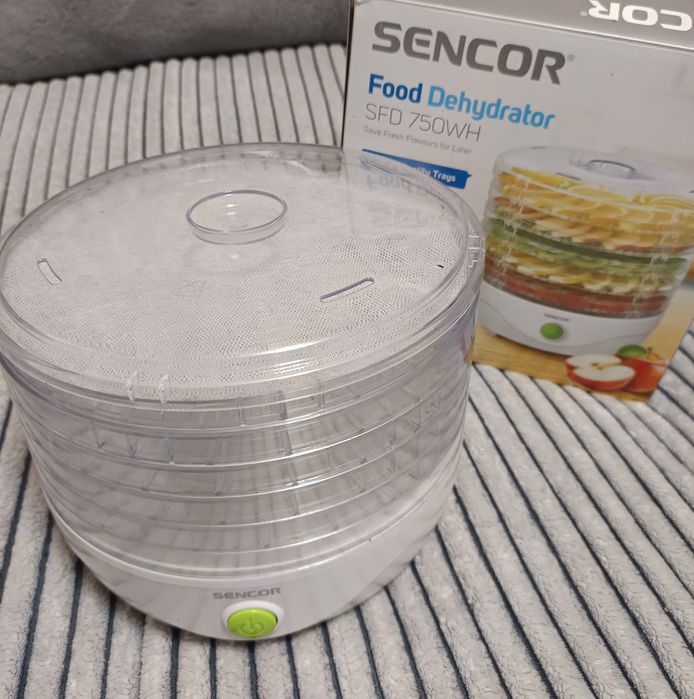 Сушилка для овощей и фруктов SENCOR SFD750WH б/у