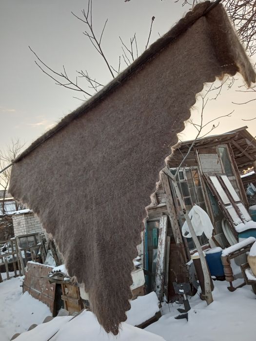 Продам пуховую большую косинку  1м80×1м