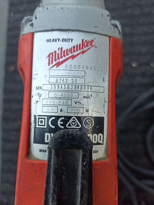 Шуруповерт Milwaukee 220-240V/725W