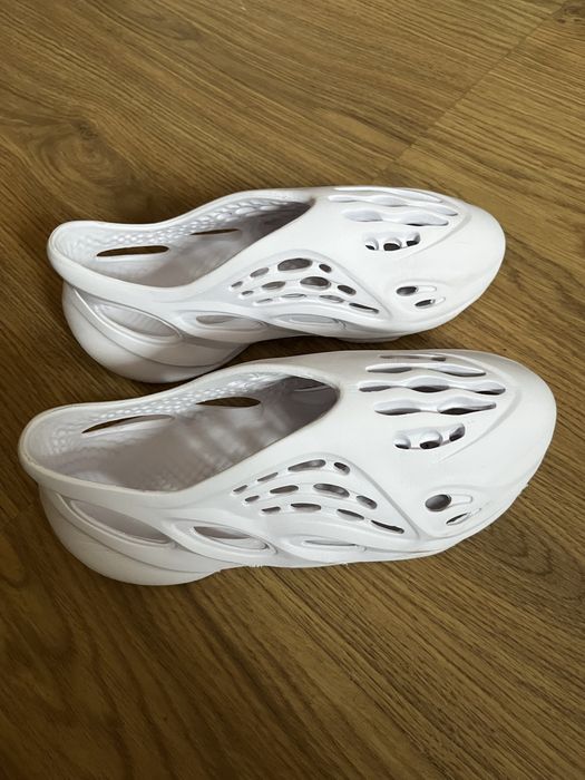 Yeezy foam крокси