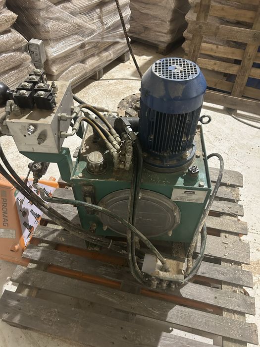 Pompa hydrauliczna Parker wraz z elektozaworami