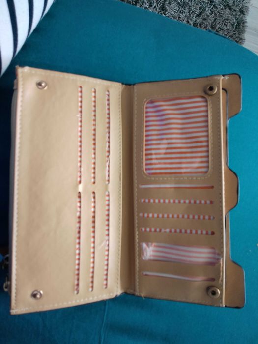 Portfel skóra eko sygnowany Love's wizerunek piesków