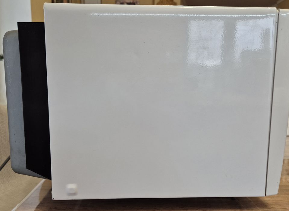 Продам мікрохвильову піч Samsung