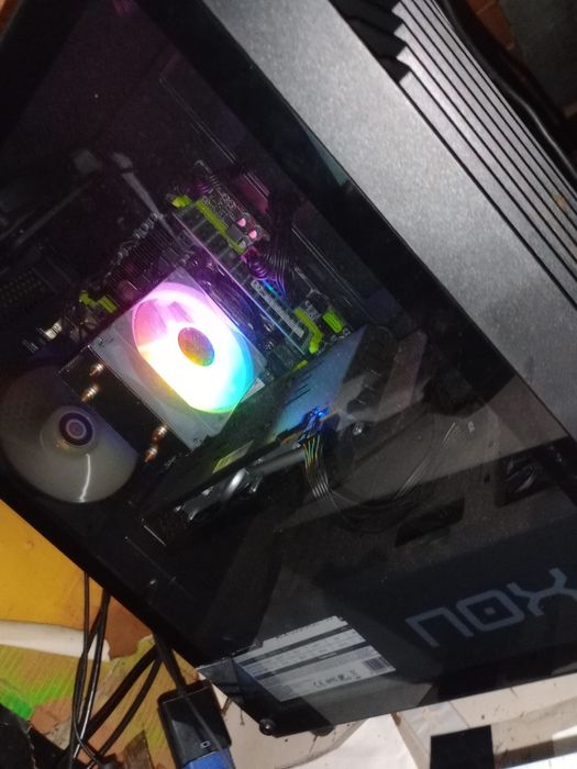 Vendo computador está novo mesmo