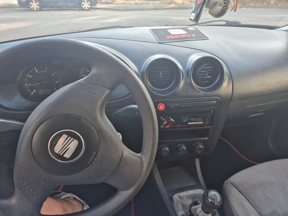 SEAT IBIZA 1.2 GASOLINA – 2004