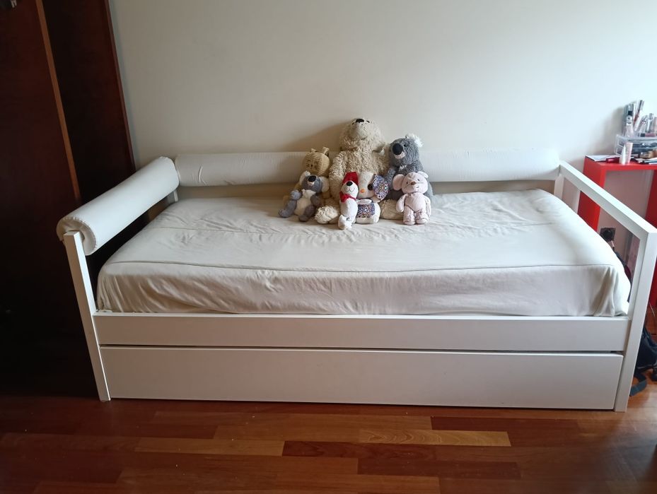 Cama de quarto de menina